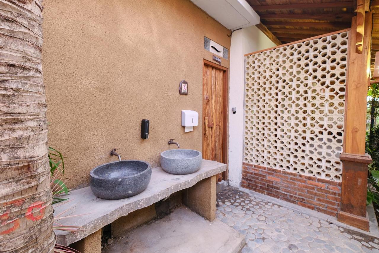 Green Bali Guest House Munggu ภายนอก รูปภาพ